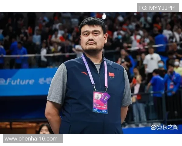 莫布里与姚明重逢再续篮球情缘共同回忆昔日辉煌时刻