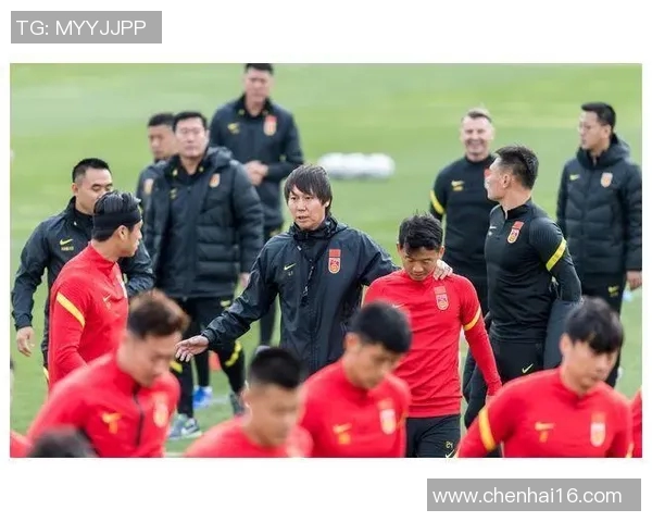 从营业员到足球明星的逆袭之路揭秘与奋斗故事分享