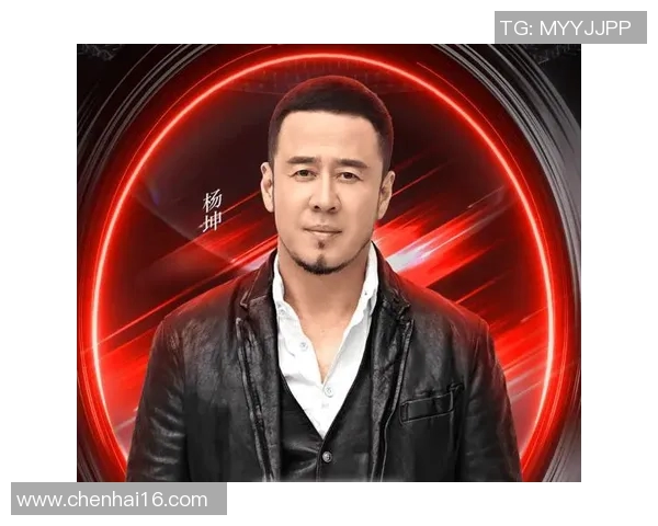 足球明星杨坤的成长历程与职业生涯全景介绍