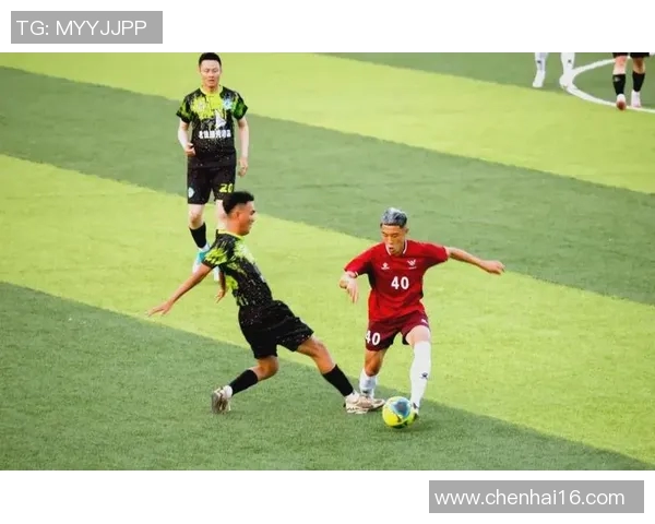 香港足球明星队全体球员展现团结精神与卓越技艺的精彩瞬间 香港足球明星队全体球员展现团结精神与卓越技艺的精彩瞬间